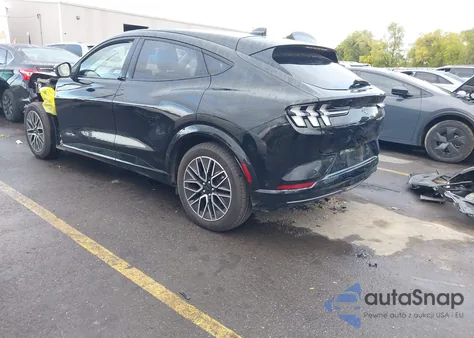 2024 Ford Mustang Mach-E Premium z USA, uszkodzony, nr VIN 3FMTK3SU7RMA17876